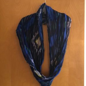 American Eagle Infinity Scarf